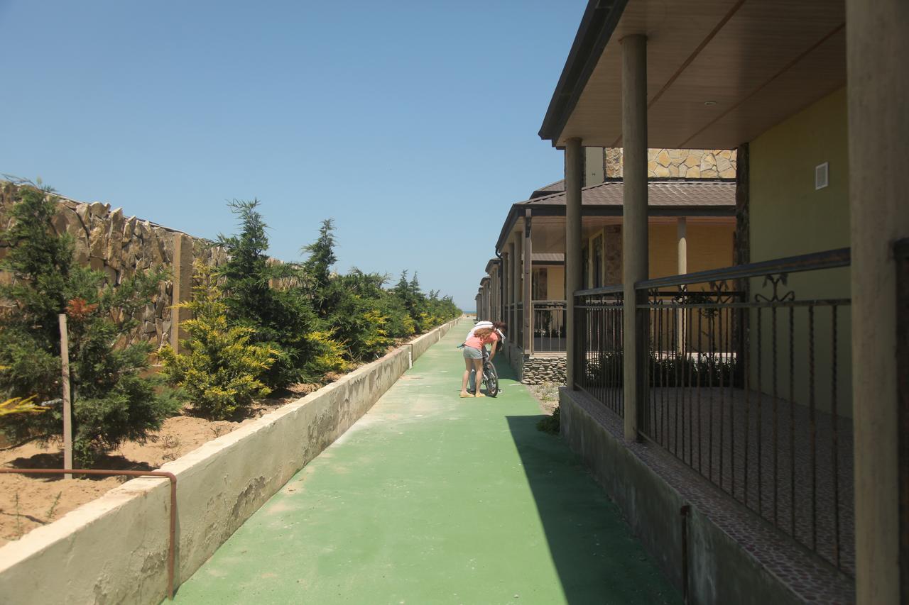 F-Marine Resort Artyom Exterior foto